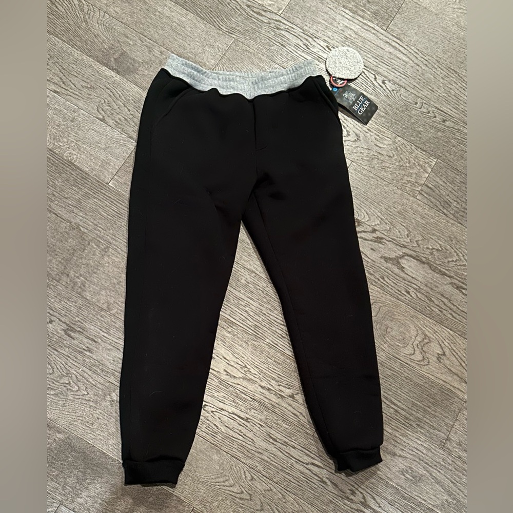 Blue Gear NWT Sherpa Lined Black Joggers Size M
